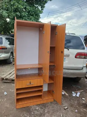 Wardrobe 3ft by 6ft