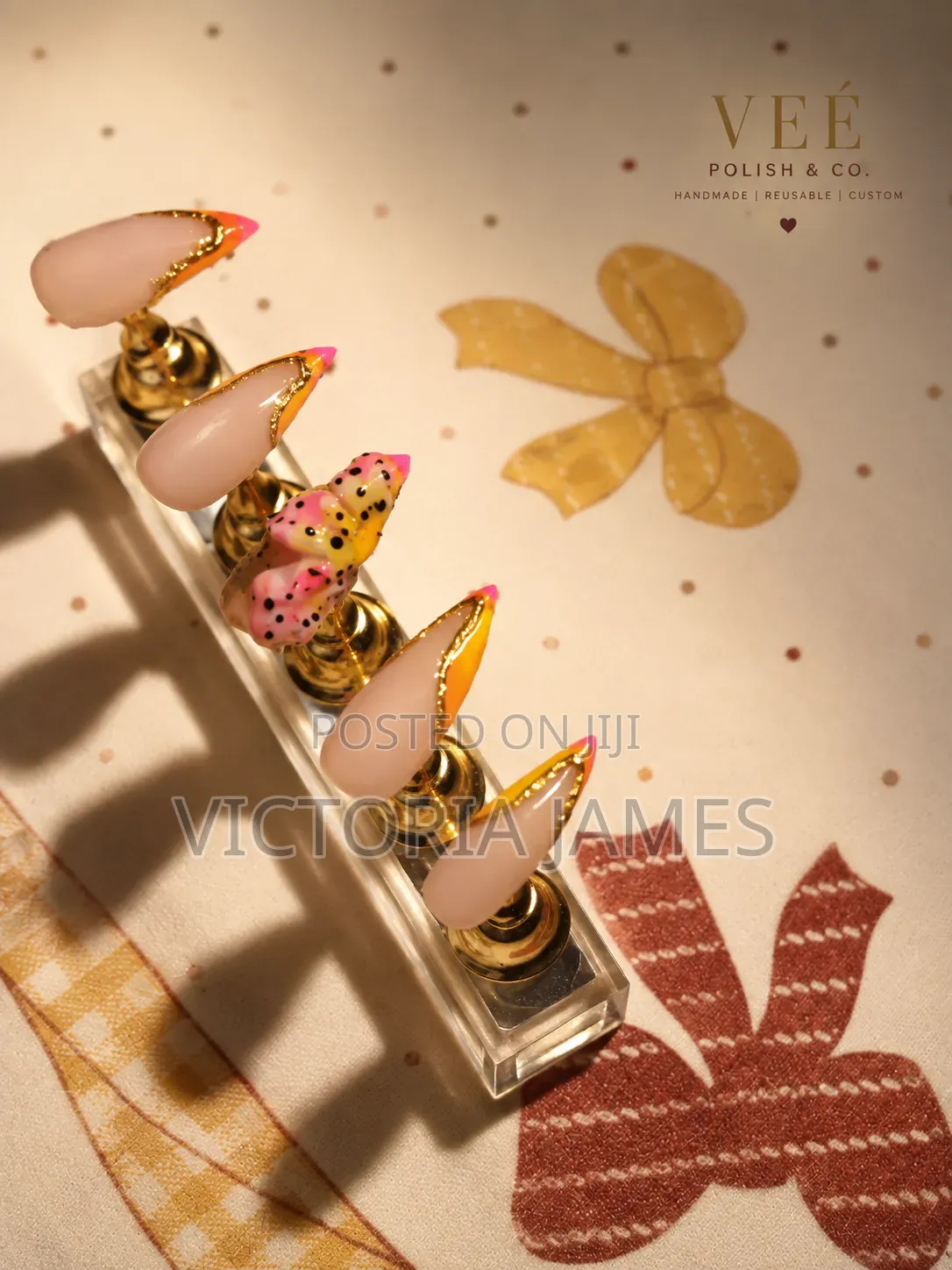 Handmade Press-on Nails | Custom Sizes & Designs