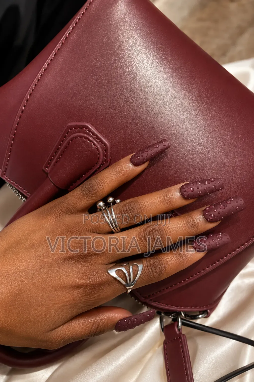 Handmade Press-on Nails | Custom Sizes & Designs
