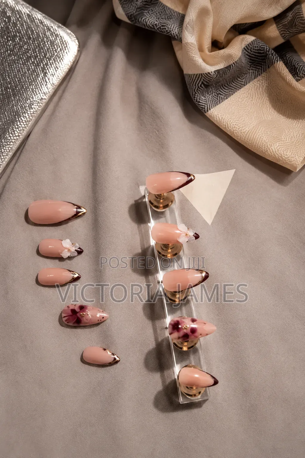 Handmade Press-on Nails | Custom Sizes & Designs