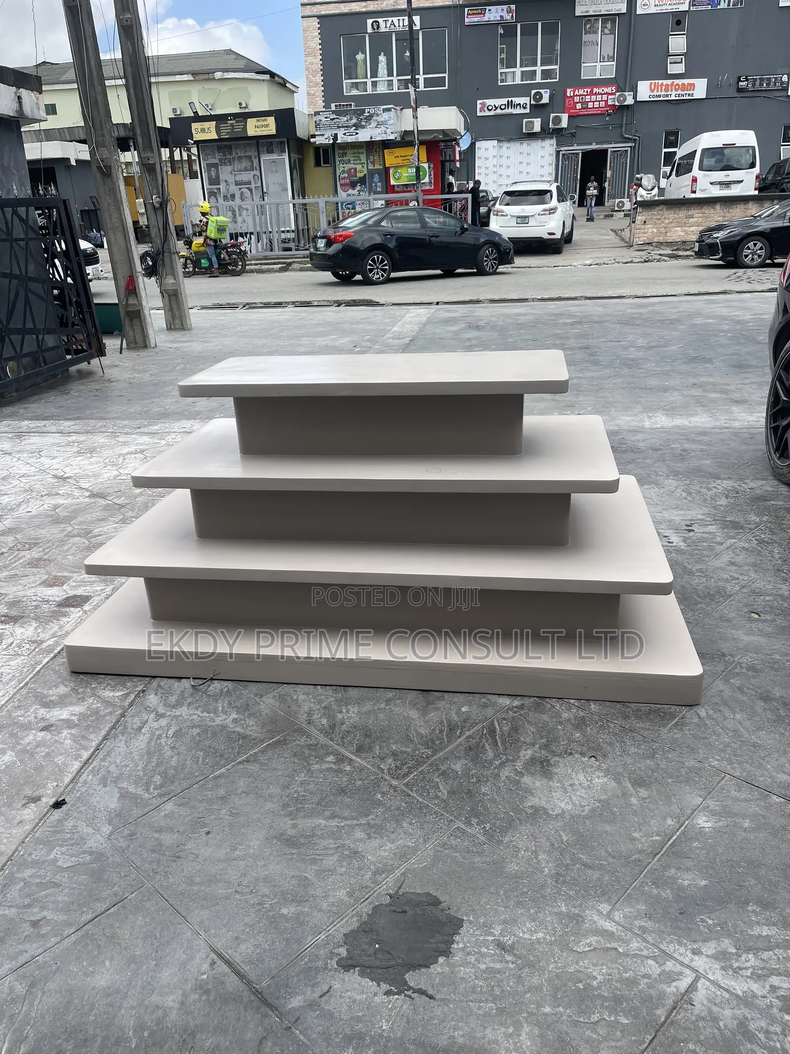 Display Table