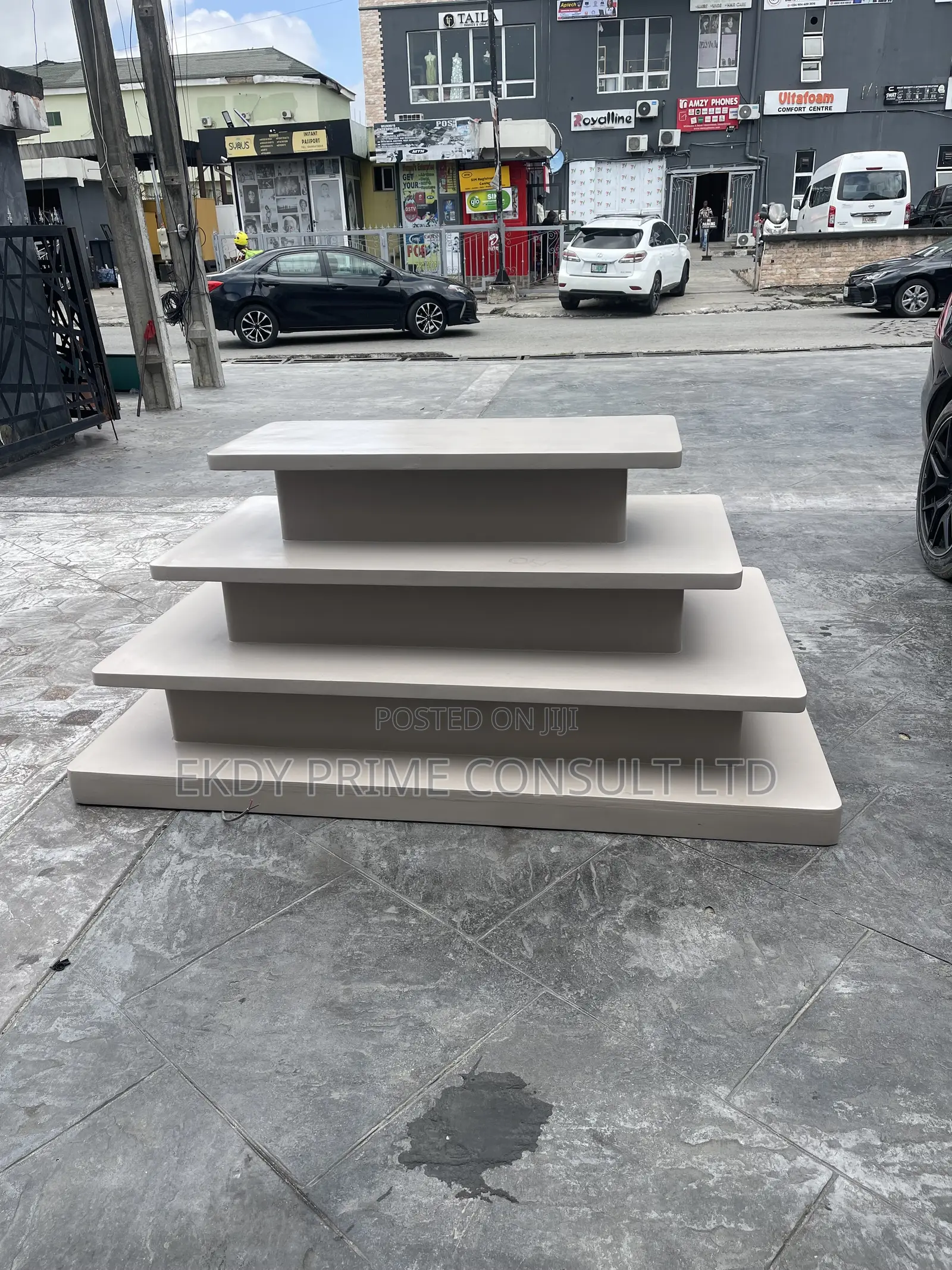 Display Table