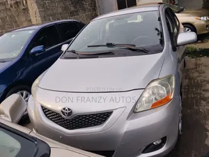 Toyota Yaris 1.5 Automatic 2009 Silver