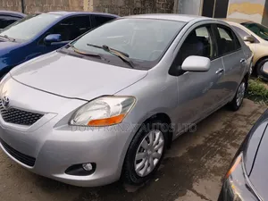 Toyota Yaris 1.5 Automatic 2009 Silver