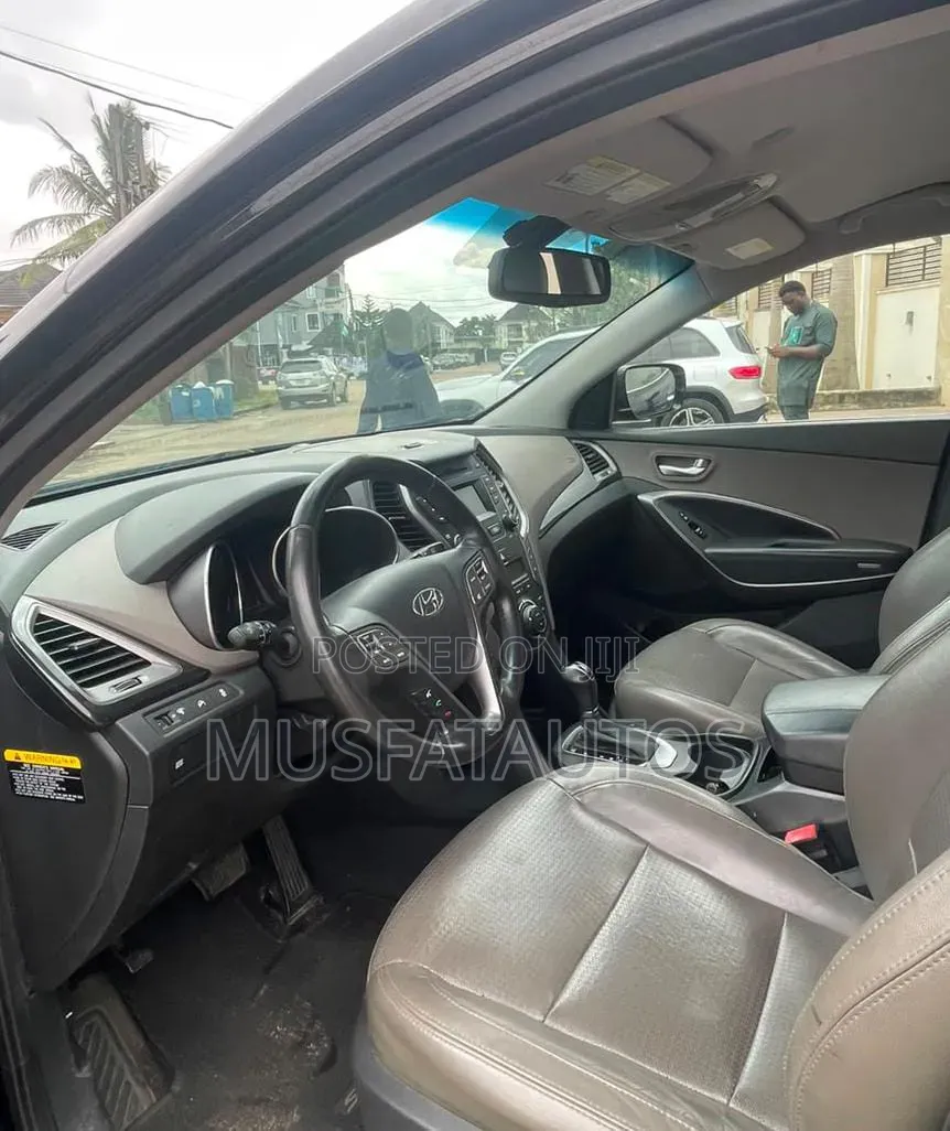 Hyundai Santa Fe 2013 Gray
