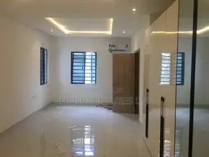 4bdrm Townhouse / Terrace in Ikeja Gra for rent