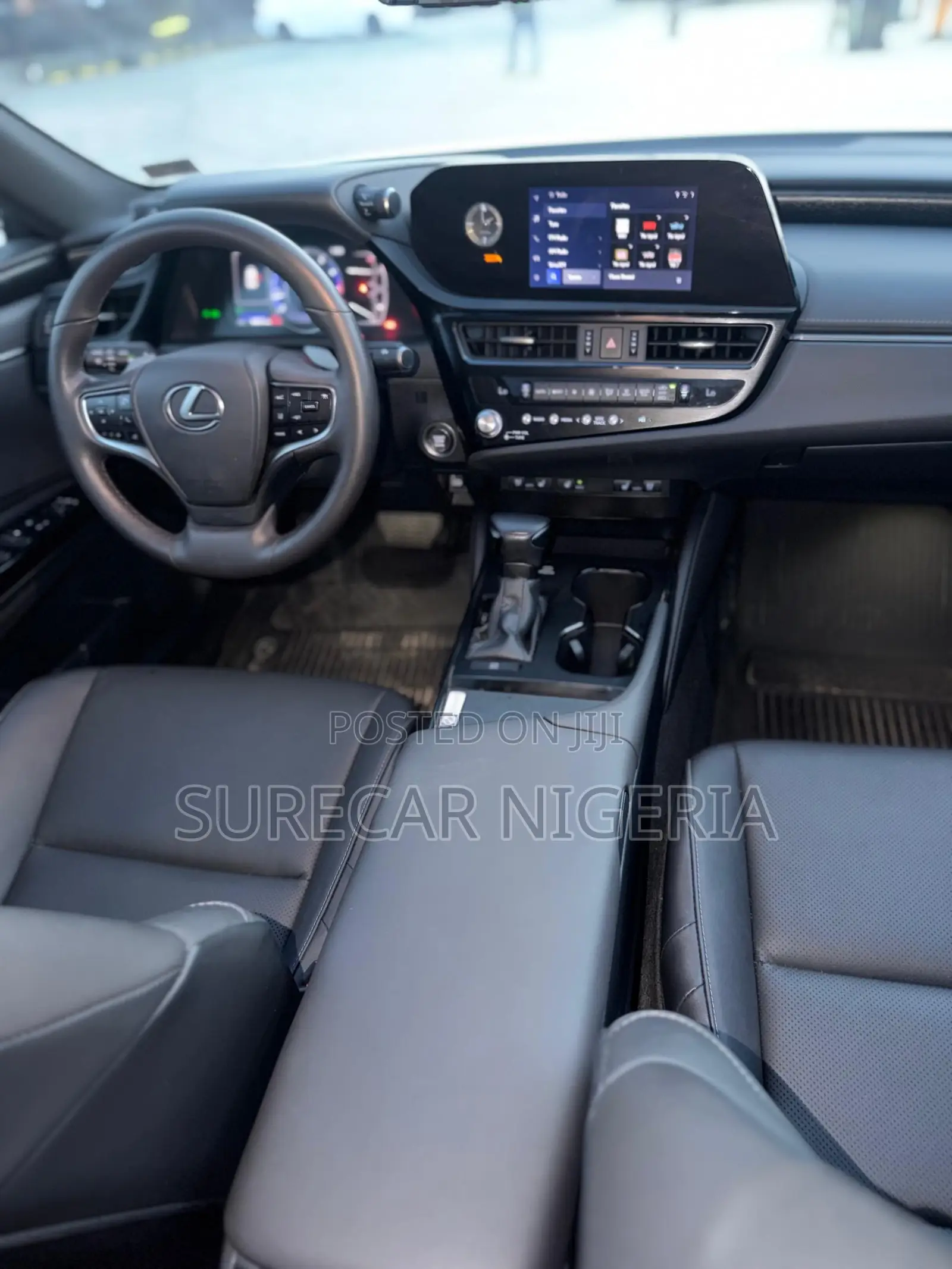 Lexus ES 2023 White