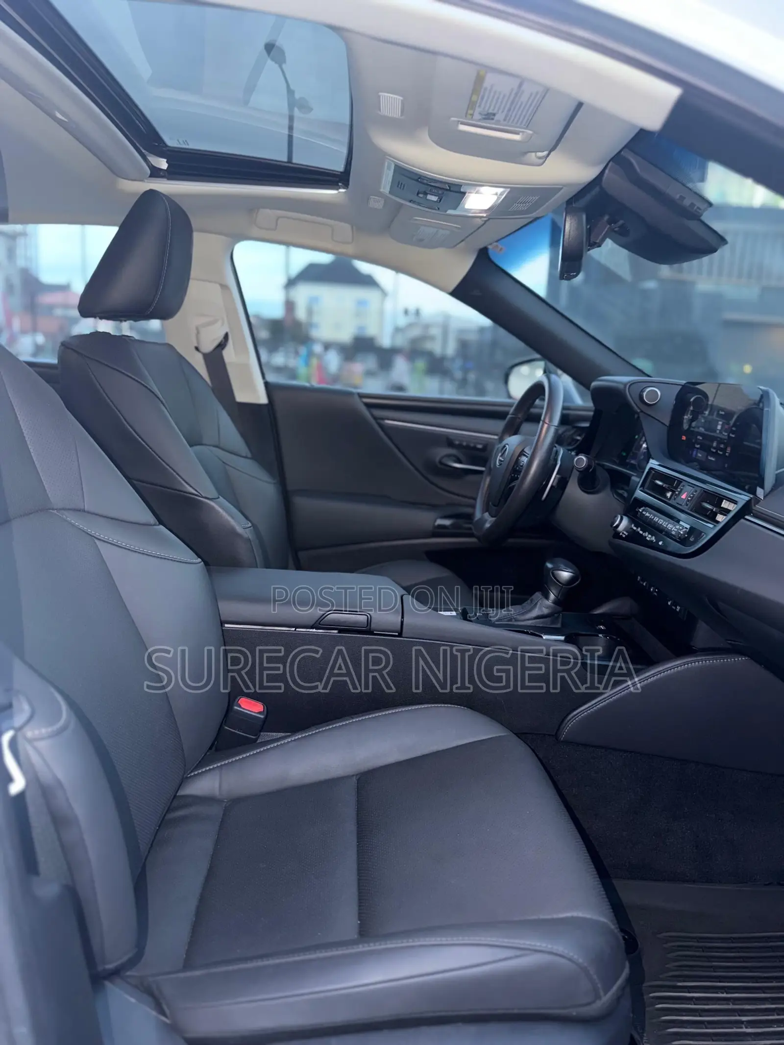 Lexus ES 2023 White