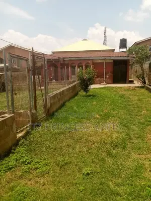 3bdrm Bungalow in Heritage Estate, Oluyole for sale