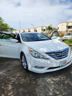Hyundai Sonata Limited Sedan FWD (2.4L 4cyl 6A) 2012 White