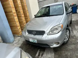 Toyota Matrix 2006 Silver