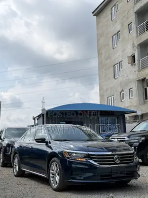 Volkswagen Passat 2.0T S 2020 Blue