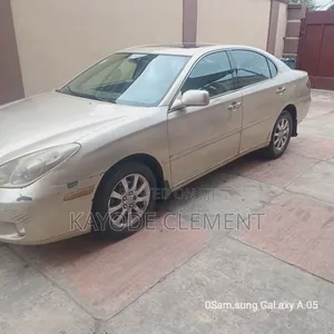 Lexus ES 300 2005 Gold