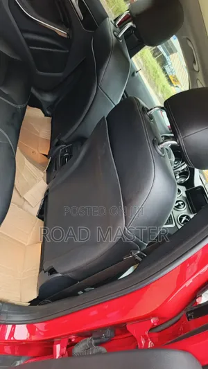 Mercedes-Benz GLA 250 2016 Red