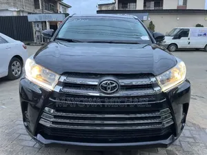Toyota Highlander 2016 Black