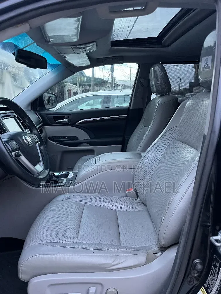 Toyota Highlander 2016 Black