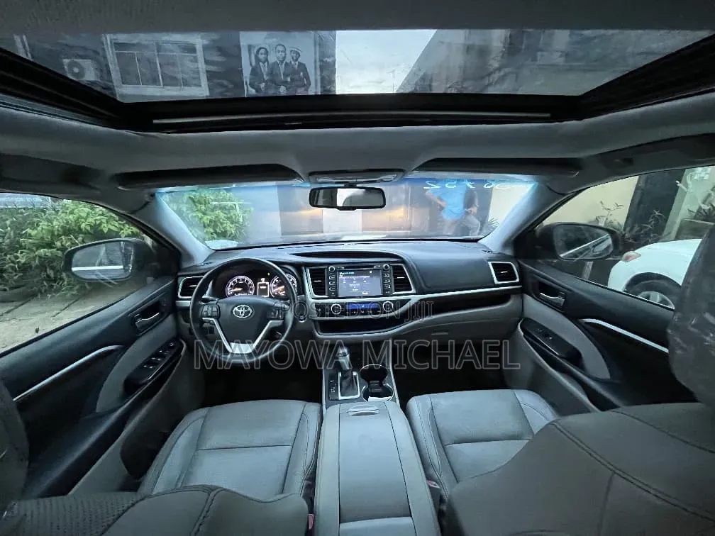 Toyota Highlander 2016 Black
