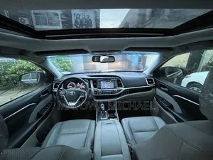 Toyota Highlander 2016 Black