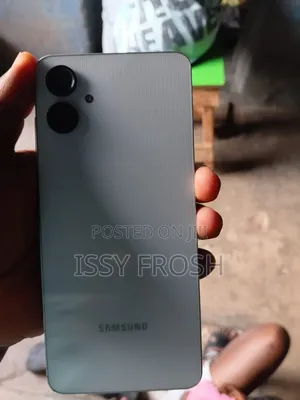 Samsung Galaxy A06 128 GB Gray
