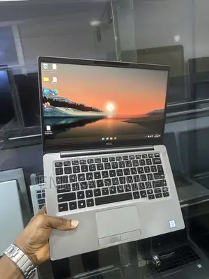Laptop Dell Latitude 7400 16GB Intel Core i7 SSD 256GB