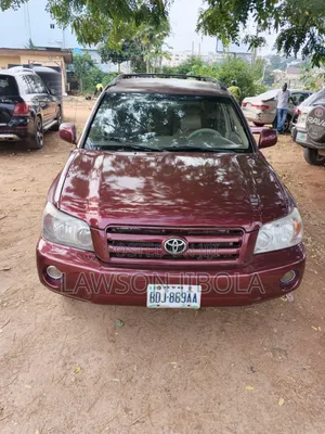 Toyota Highlander 2004 Red