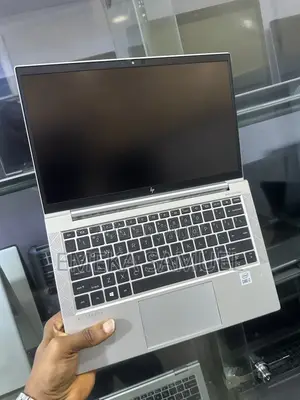Laptop HP EliteBook 830 G7 16GB Intel Core i7 SSD 256GB