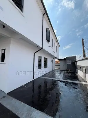 4bdrm Duplex in Magodo for sale