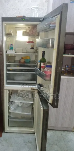 6 Feet Double Door Haier Thermocool Refrigerator