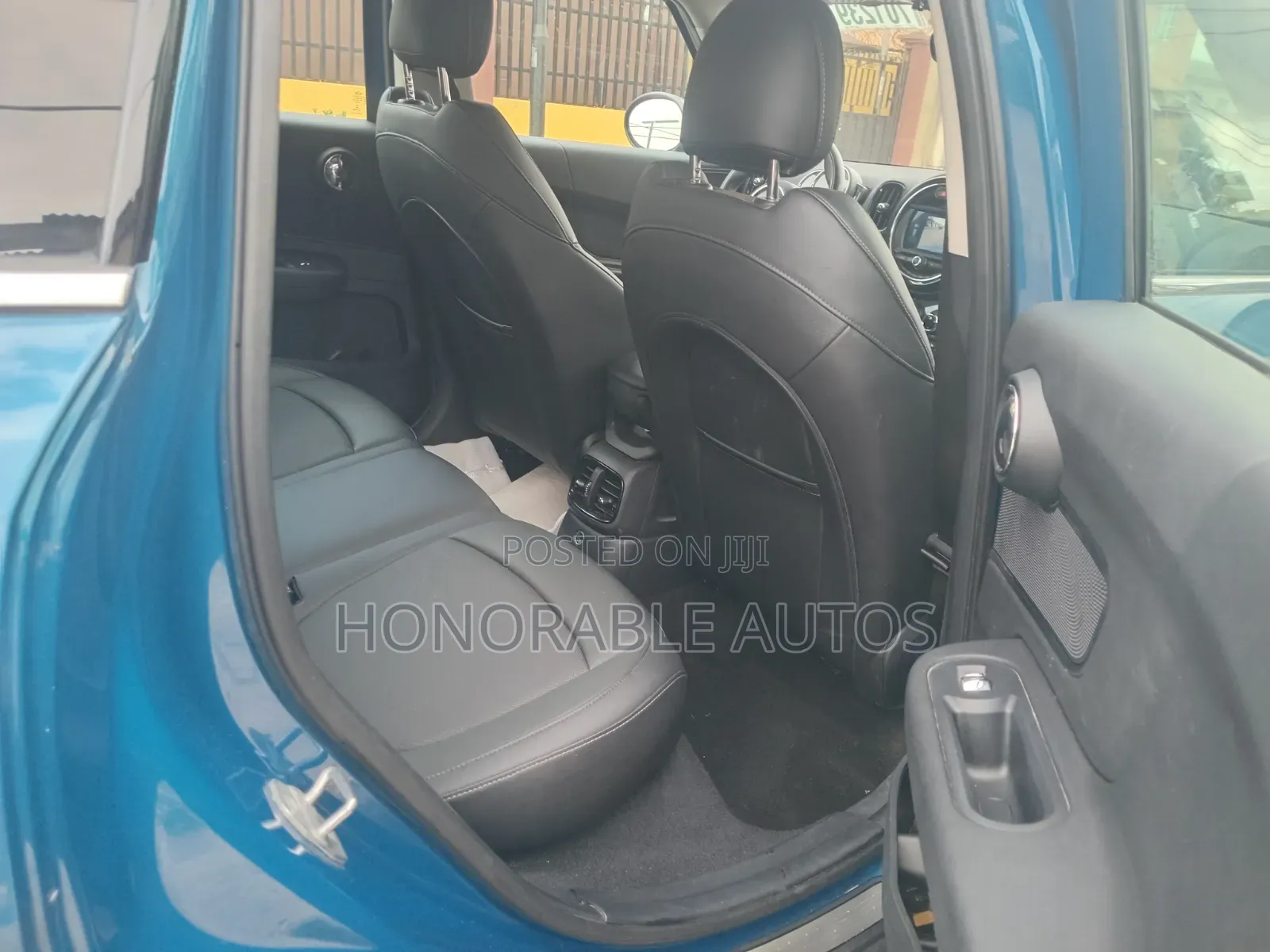 Mini Cooper 2018 Blue