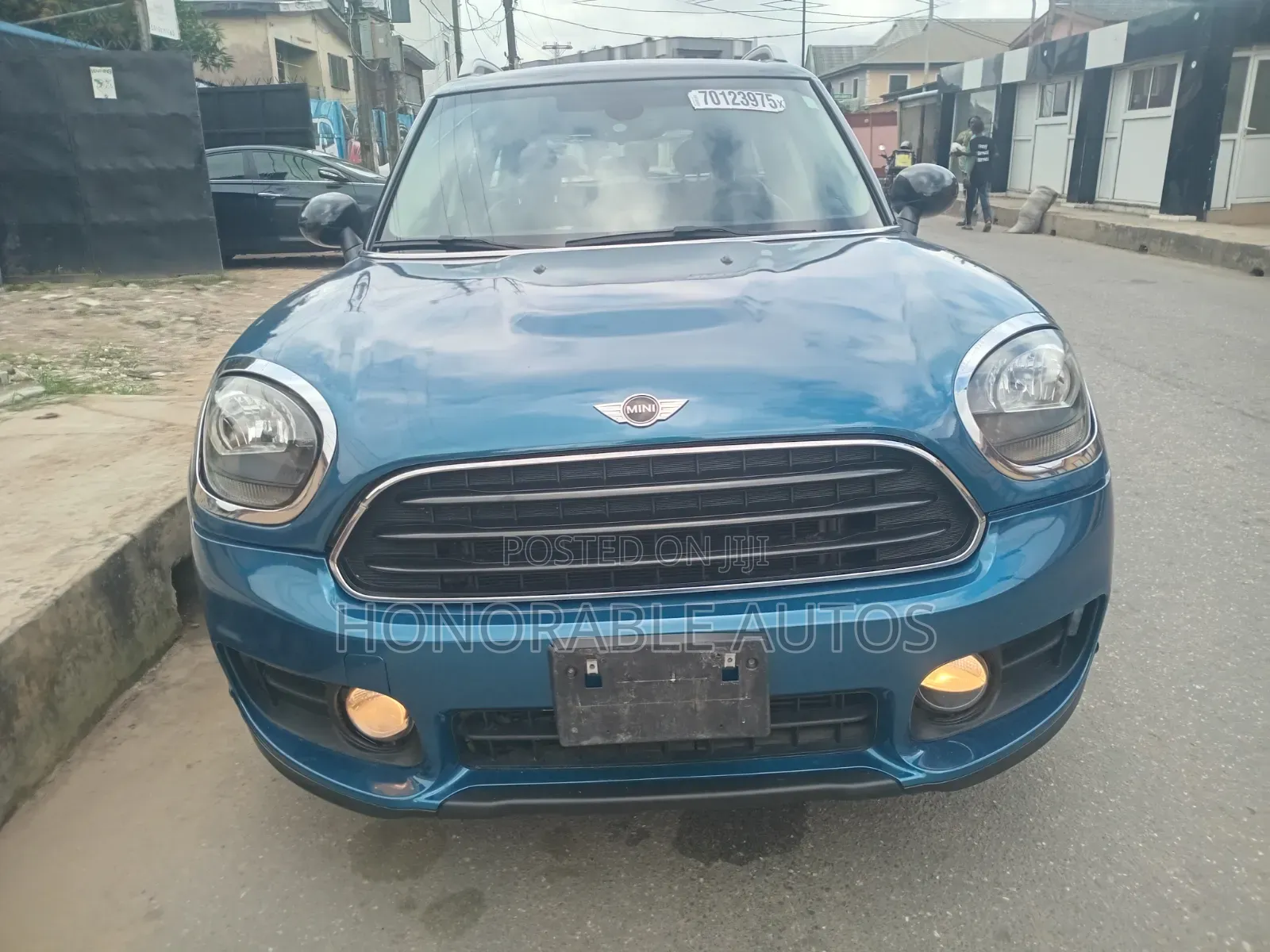 Mini Cooper 2018 Blue