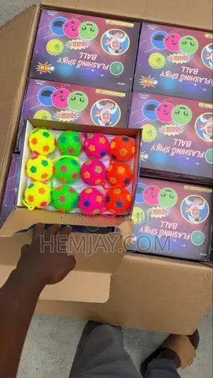(12pcs) Kids Flashing Crystal Ball and Cartoon Toys🔮