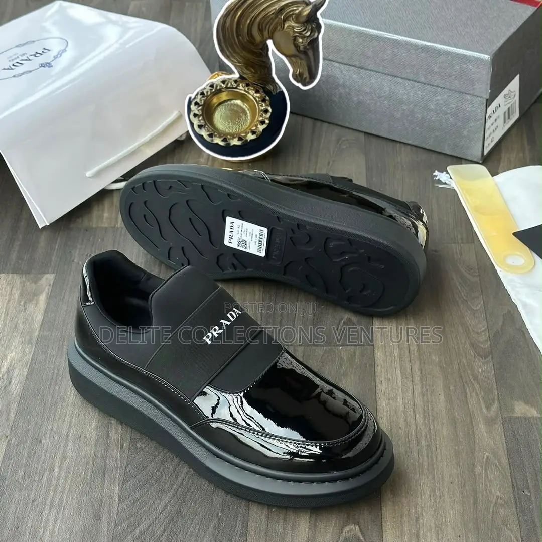 *```Executive Wetlook Prada 🇮🇹```