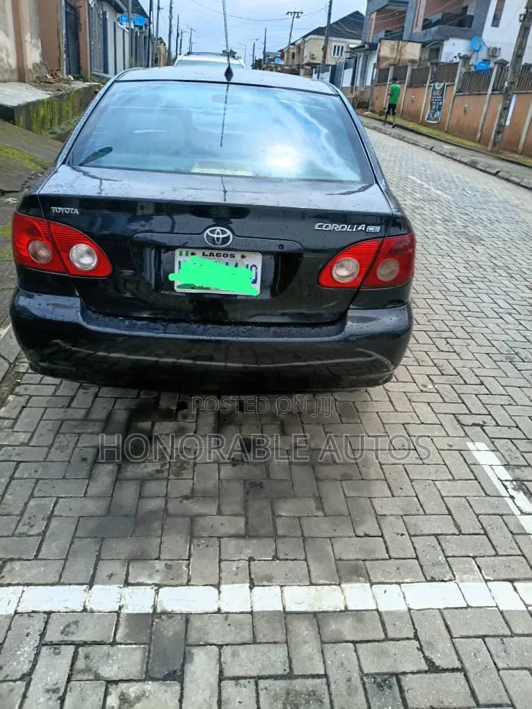 Toyota Corolla 2005 Black