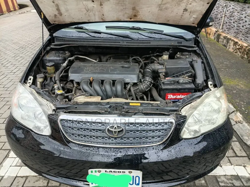 Toyota Corolla 2005 Black