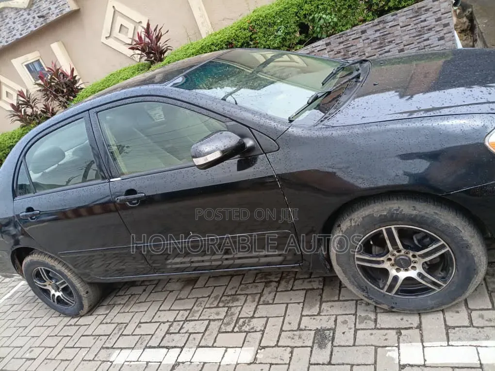 Toyota Corolla 2005 Black