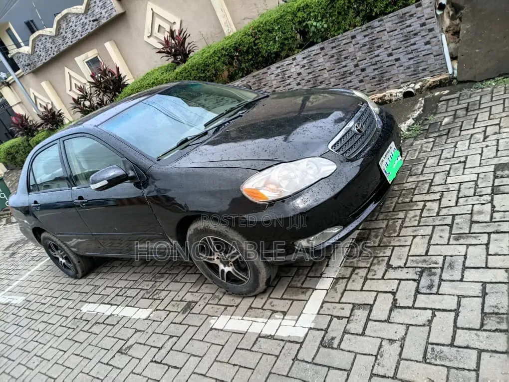 Toyota Corolla 2005 Black