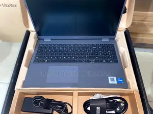 New Laptop Dell Latitude 3540 8GB Intel Core i3 SSD 512GB