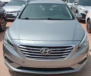 Hyundai Sonata Sport Sedan FWD (2.4L 4cyl 6A) 2017 Gray