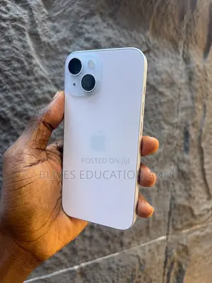 Apple iPhone 15 256 GB White