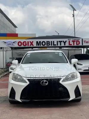 Lexus IS 2014 White