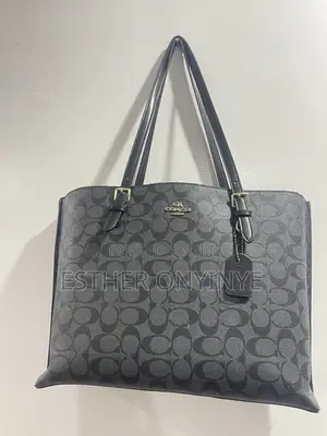 Declutter Sale!!!!! Neatly Used Big Sized Coach Tote Bag