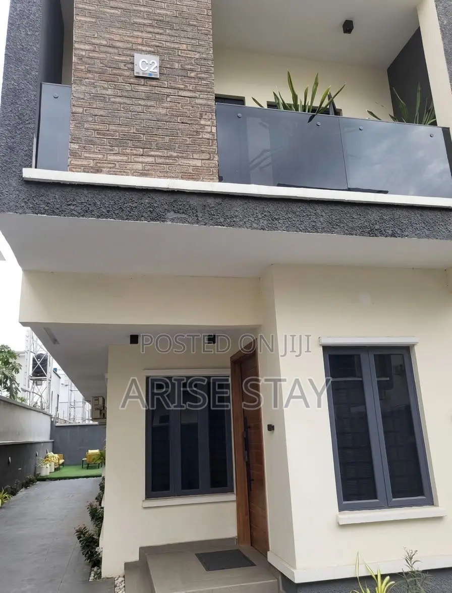3/4-Bedroom Duplex With Pool, Gym & Jacuzzi | Ikeja Gra