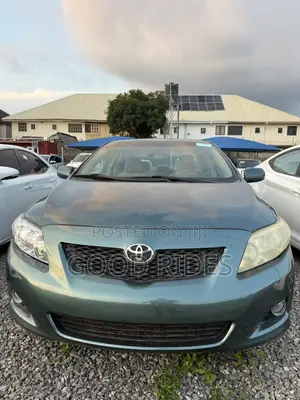 Toyota Corolla LE 4dr Sedan (1.8L 4cyl 4A) 2010 Green