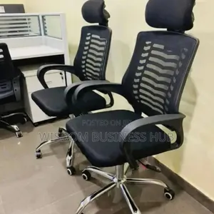 Breathable Mesh Office Chair With Lumber Support Pattern