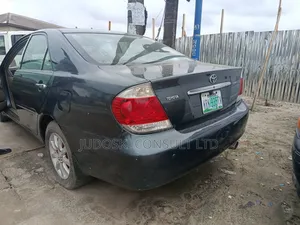 Toyota Camry 2006 Green