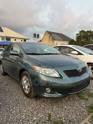Toyota Corolla LE 4dr Sedan (1.8L 4cyl 4A) 2010 Green