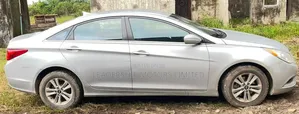 Hyundai Sonata Limited Sedan FWD (2.4L 4cyl 6A) 2013 Gray