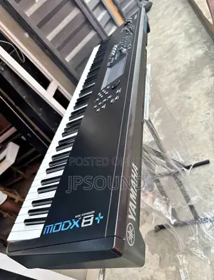 Yamaha Modx8+