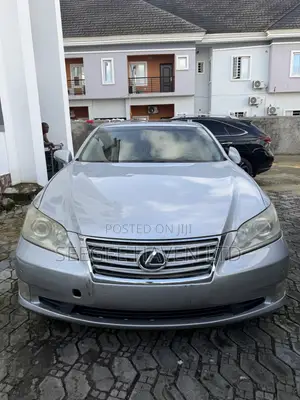 Lexus ES 350 2010 Silver