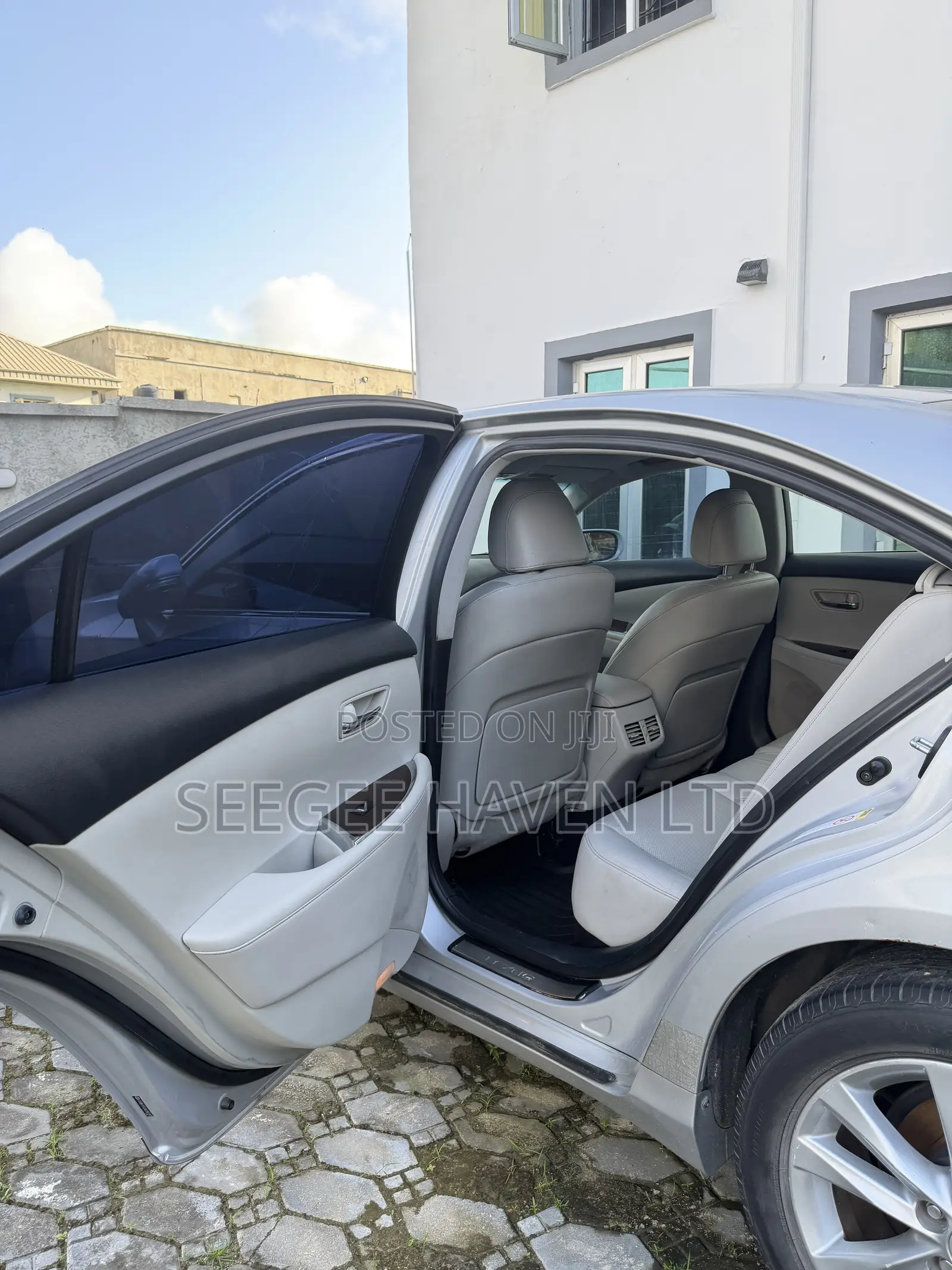 Lexus ES 350 2010 Silver